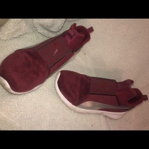 Puma Velvet Sneakers